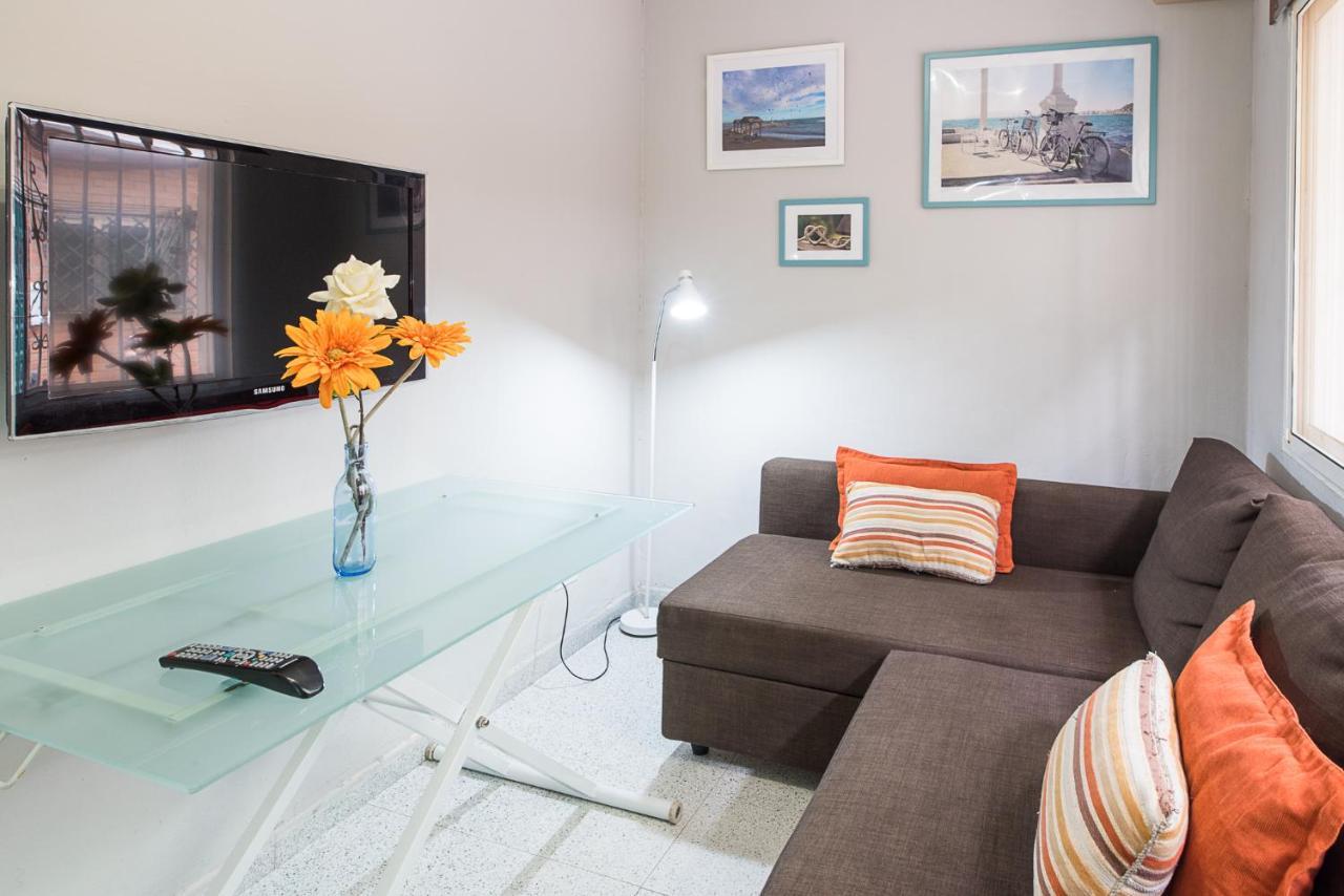 Malagaonbeach 1 - Two Bedrooms - Up To 3 People - 10 Meters Beach エクステリア 写真