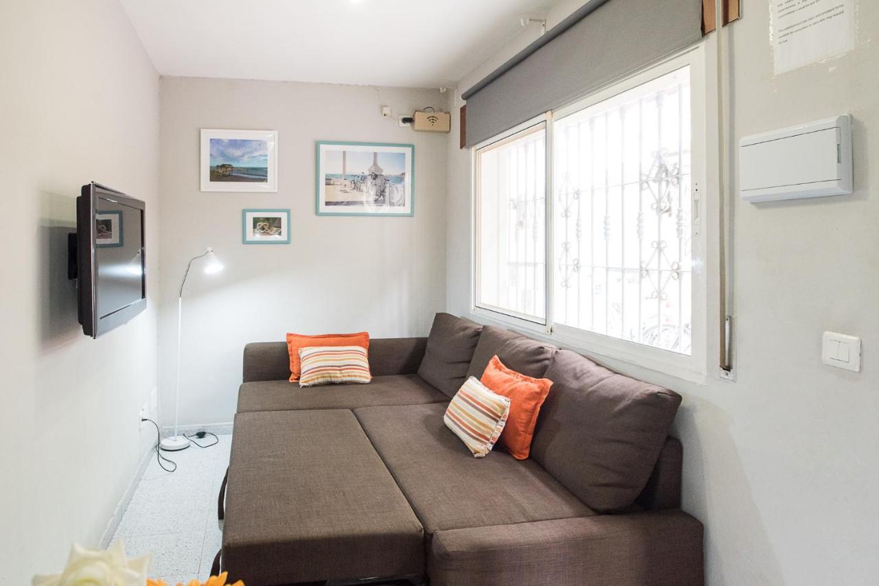 Malagaonbeach 1 - Two Bedrooms - Up To 3 People - 10 Meters Beach エクステリア 写真