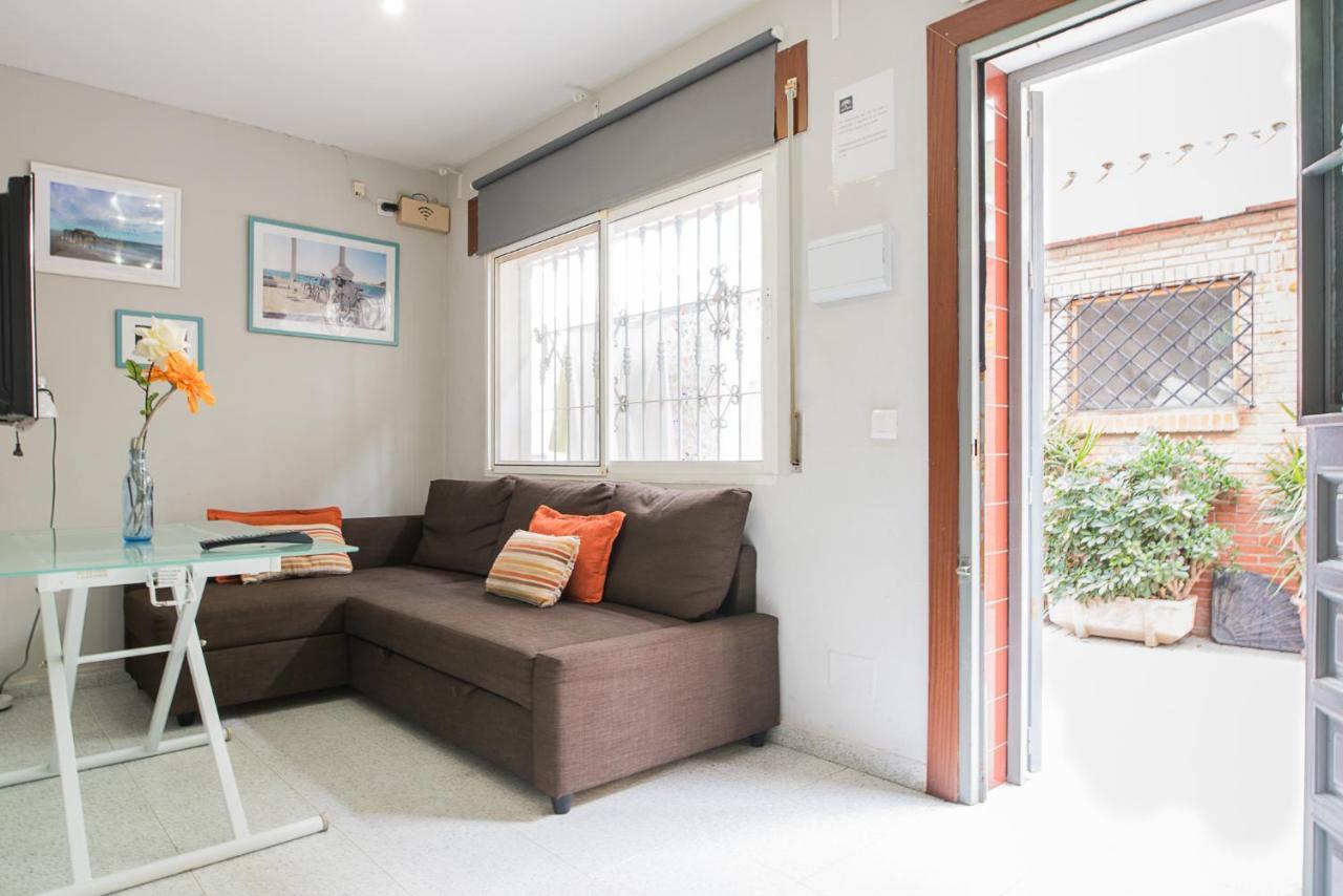 Malagaonbeach 1 - Two Bedrooms - Up To 3 People - 10 Meters Beach エクステリア 写真
