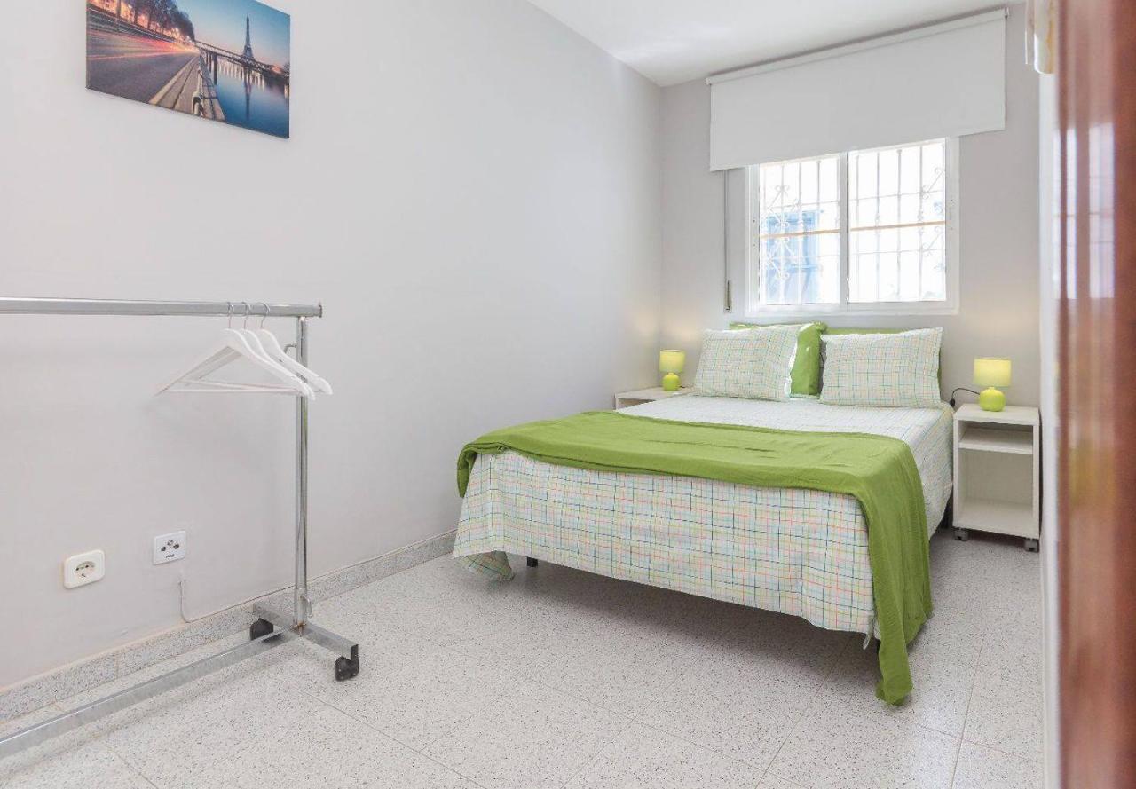 Malagaonbeach 1 - Two Bedrooms - Up To 3 People - 10 Meters Beach エクステリア 写真