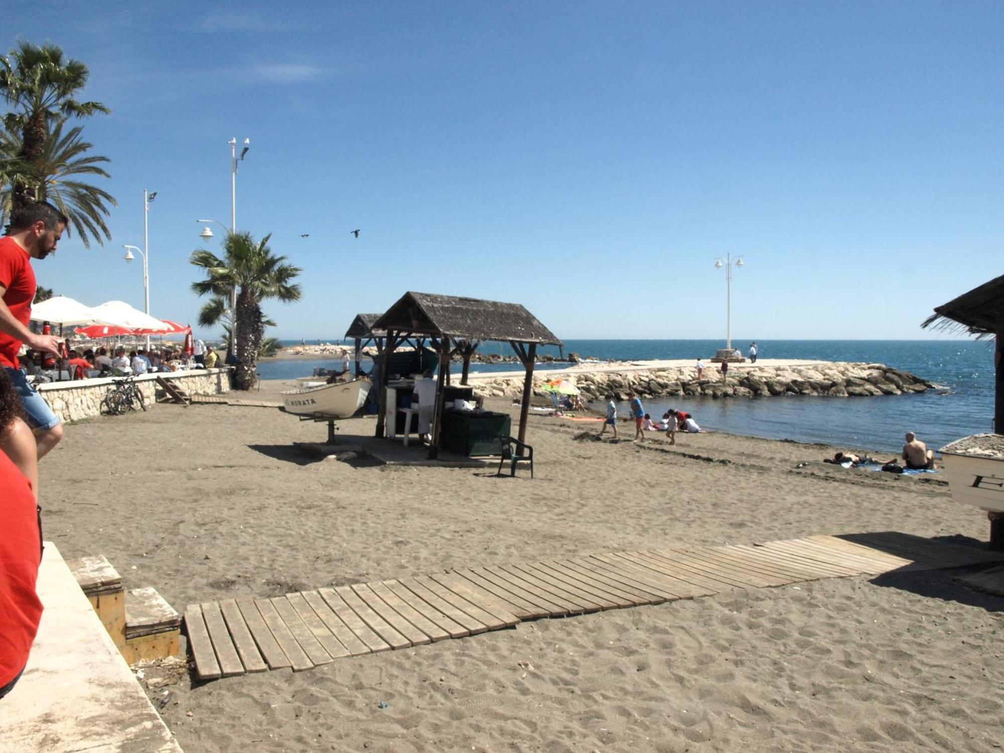Malagaonbeach 1 - Two Bedrooms - Up To 3 People - 10 Meters Beach エクステリア 写真